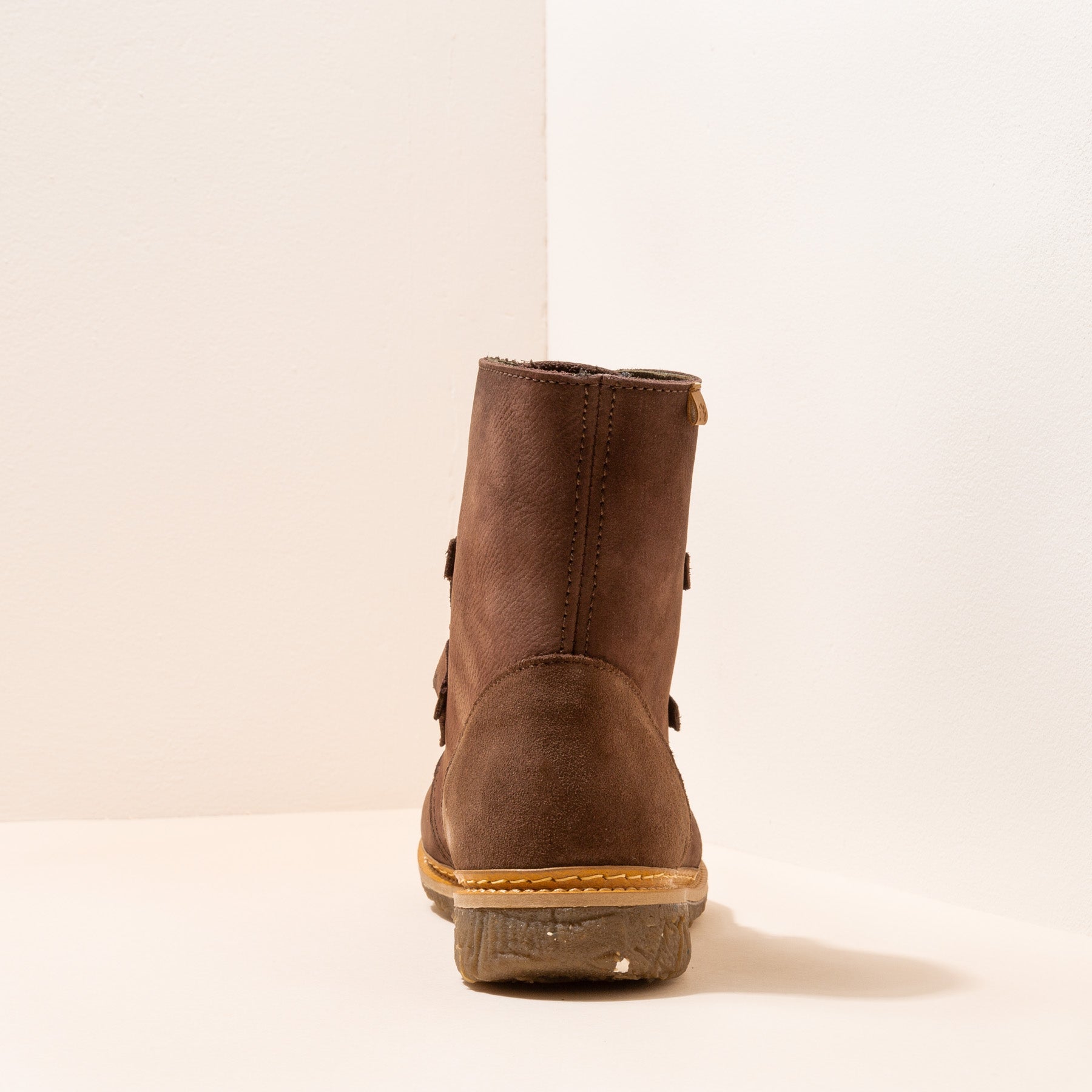 gid://shopify/Product/15699983171916_6