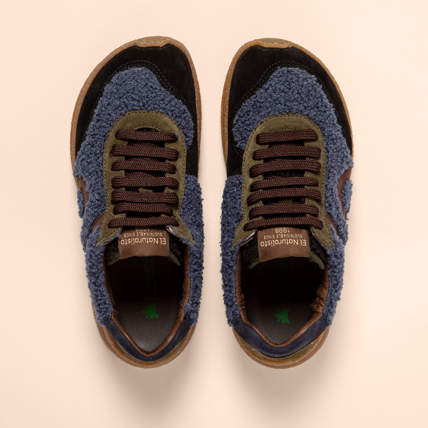 gid://shopify/Product/15700780548428_4