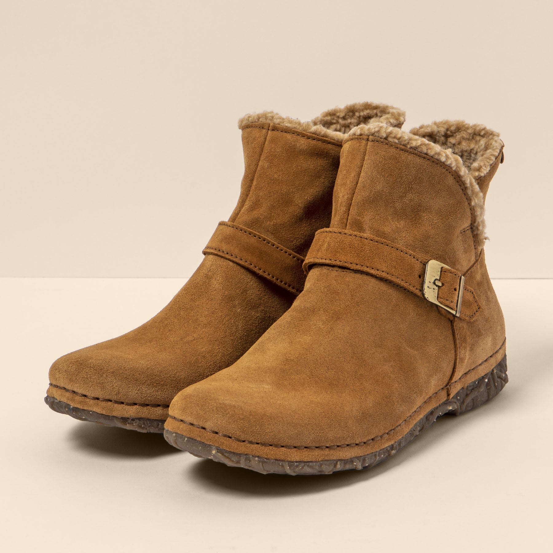 gid://shopify/Product/15700002210124_2