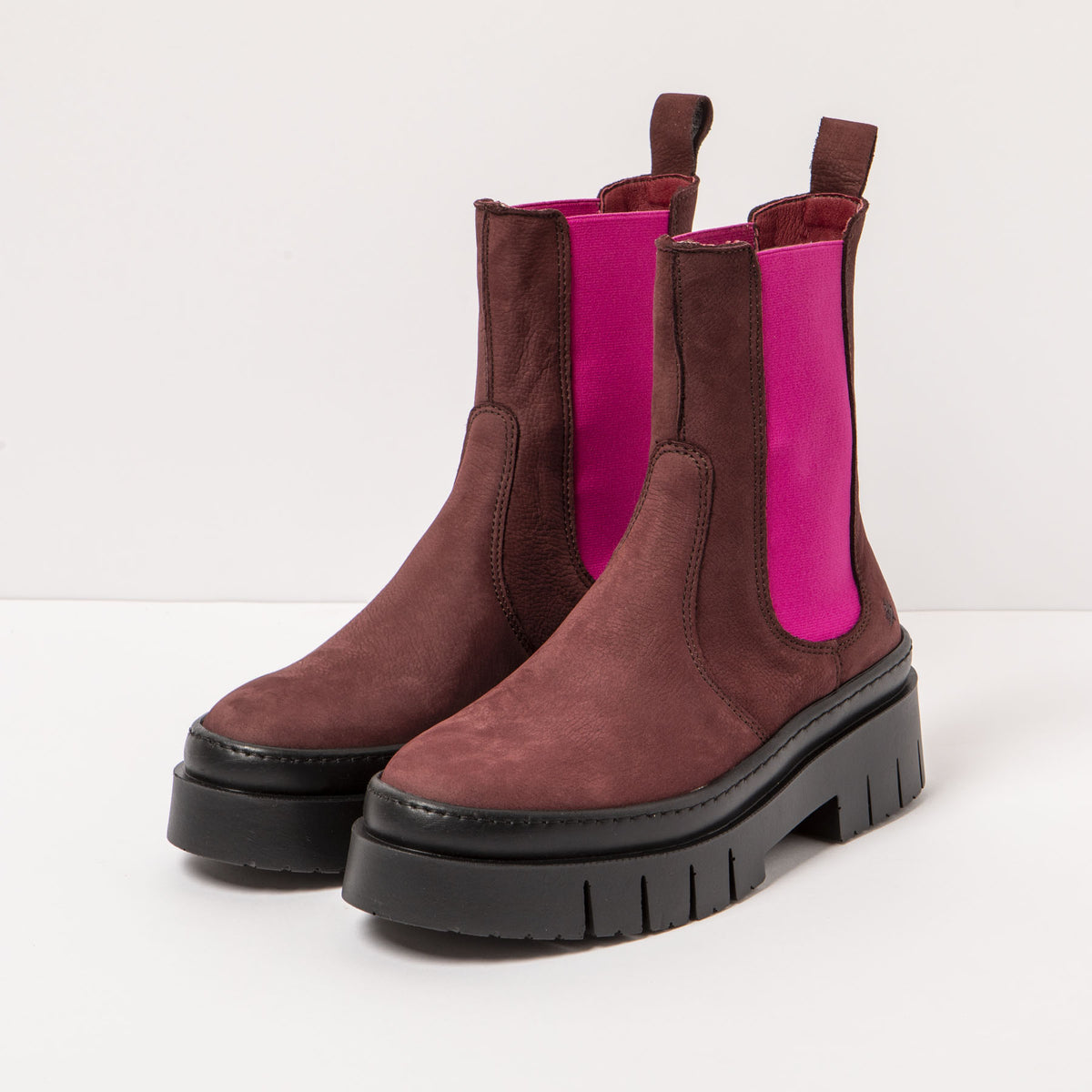 gid://shopify/Product/16171669127500_5