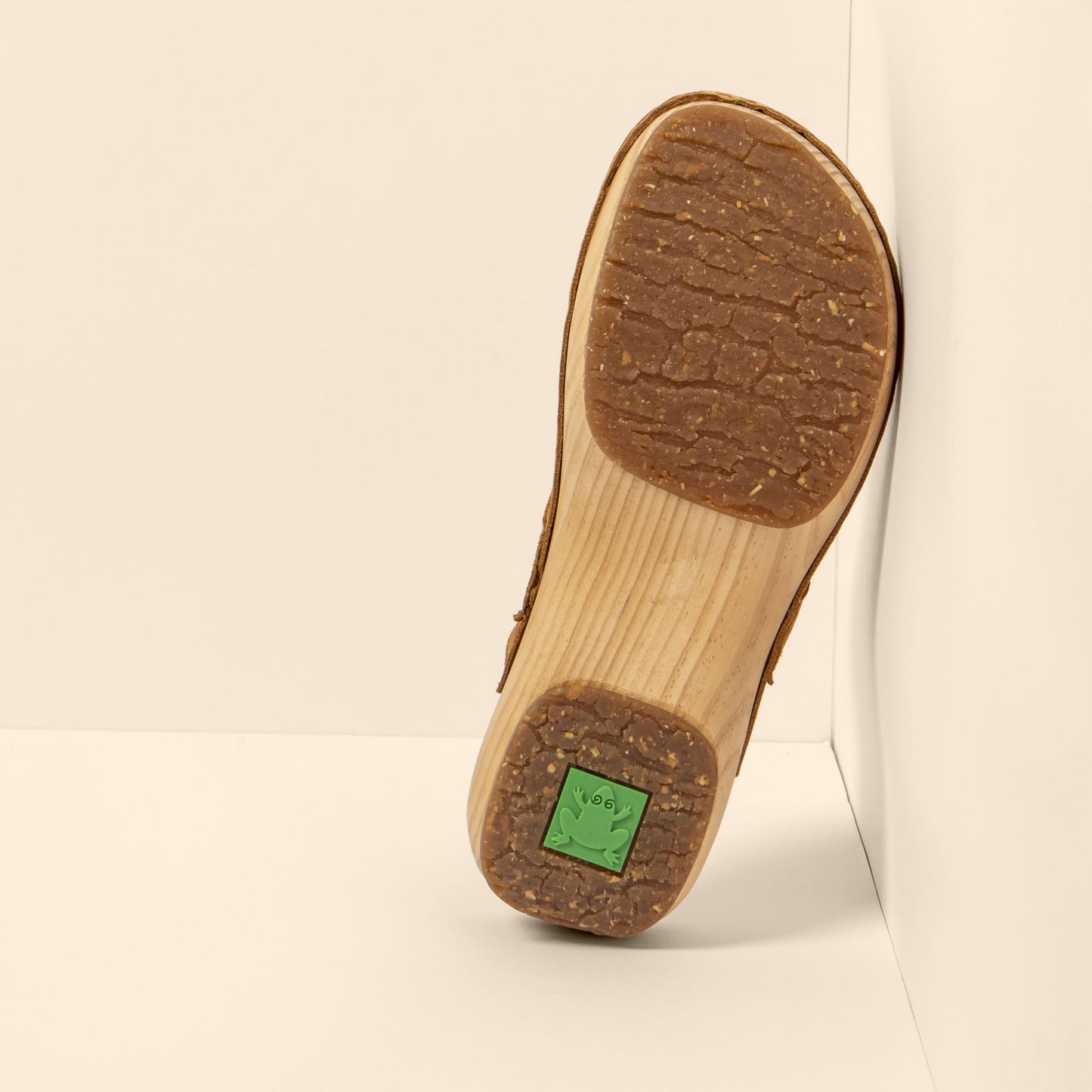 gid://shopify/Product/15700088947020_3
