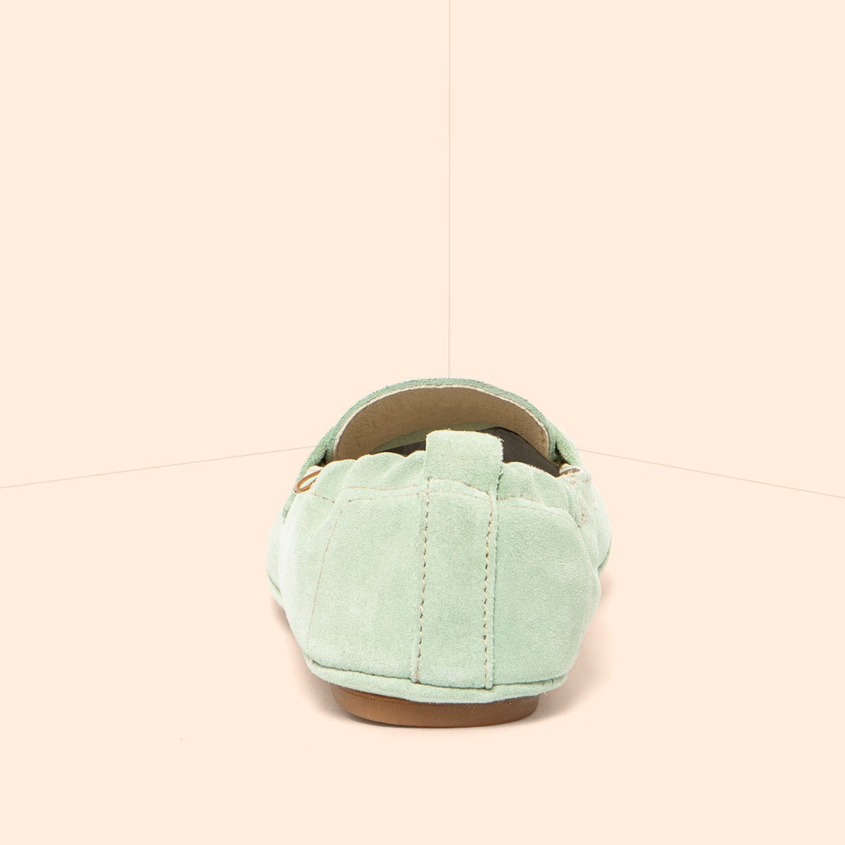 gid://shopify/Product/16124785590604_5