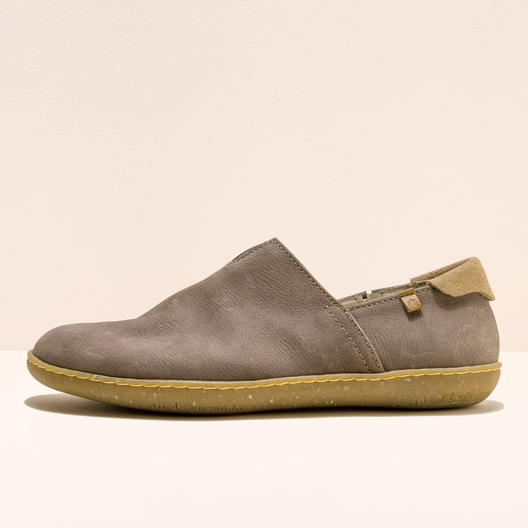 gid://shopify/Product/15700221100364_4