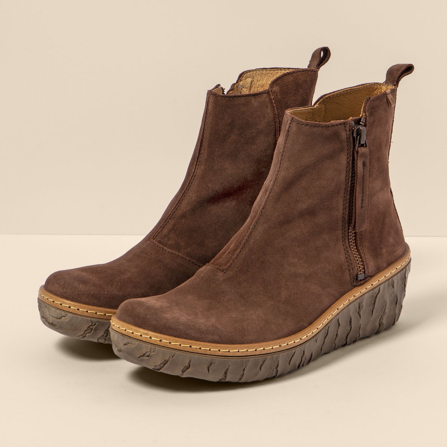 gid://shopify/Product/15791433646412_5