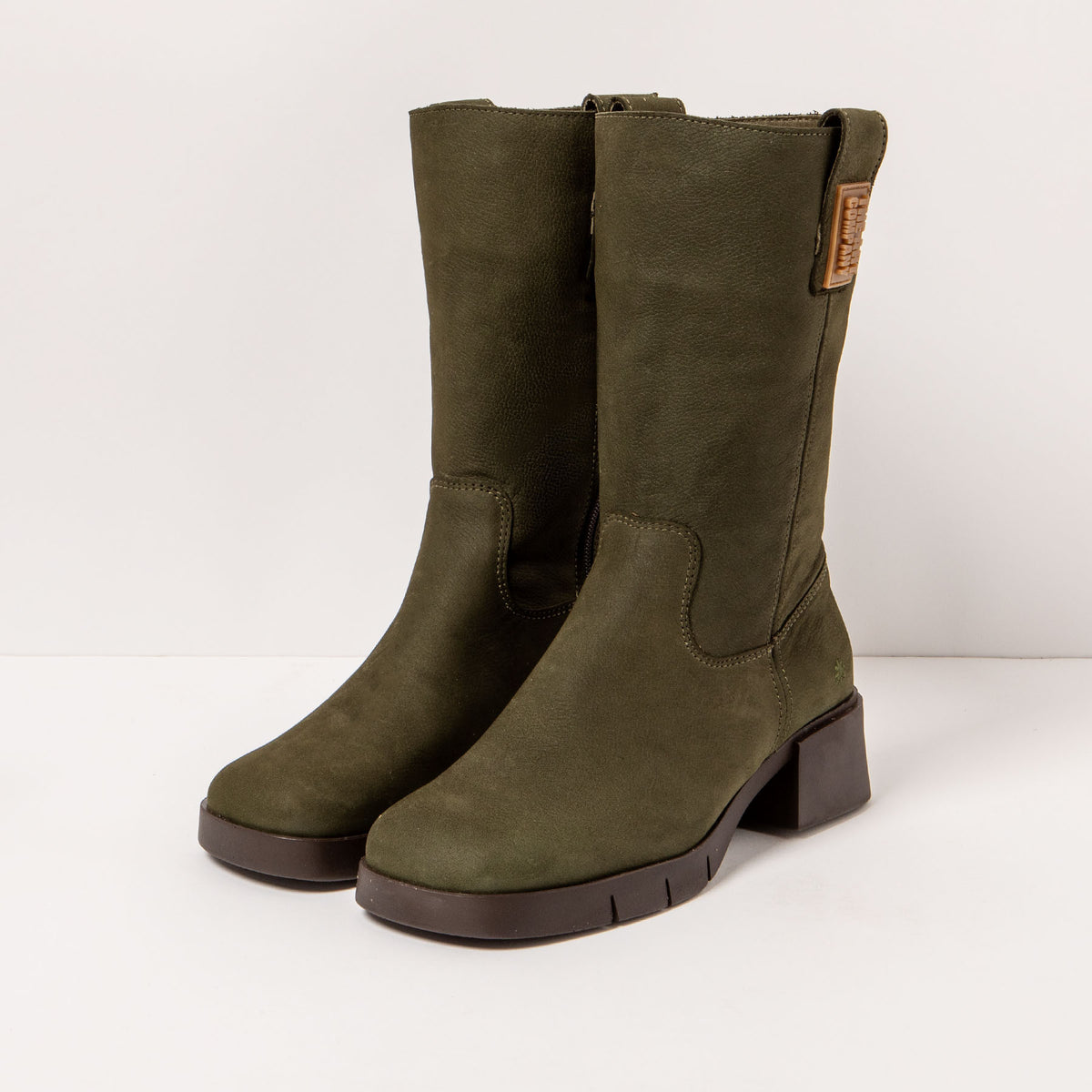 gid://shopify/Product/16172326617420_2