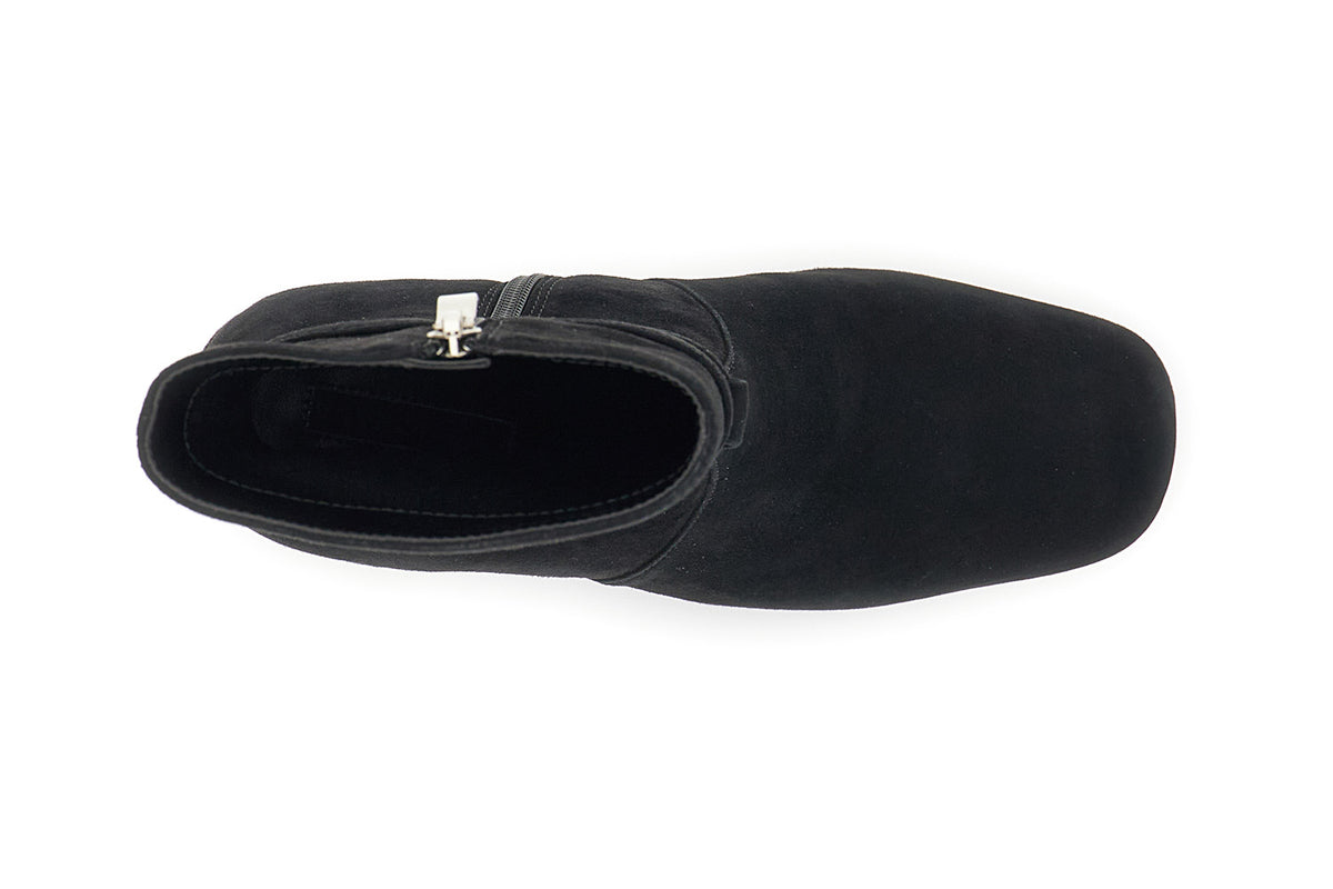 gid://shopify/Product/16122185023820_3