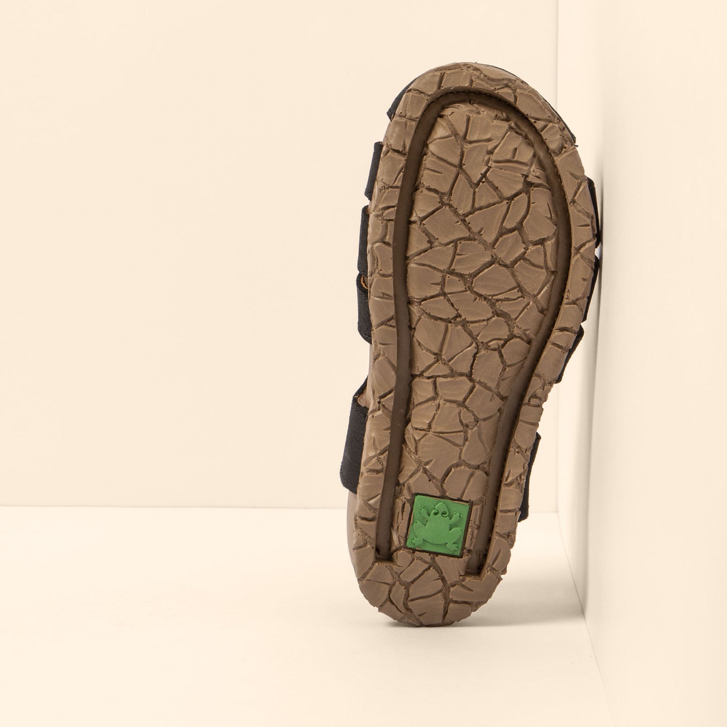 gid://shopify/Product/15791623012684_3