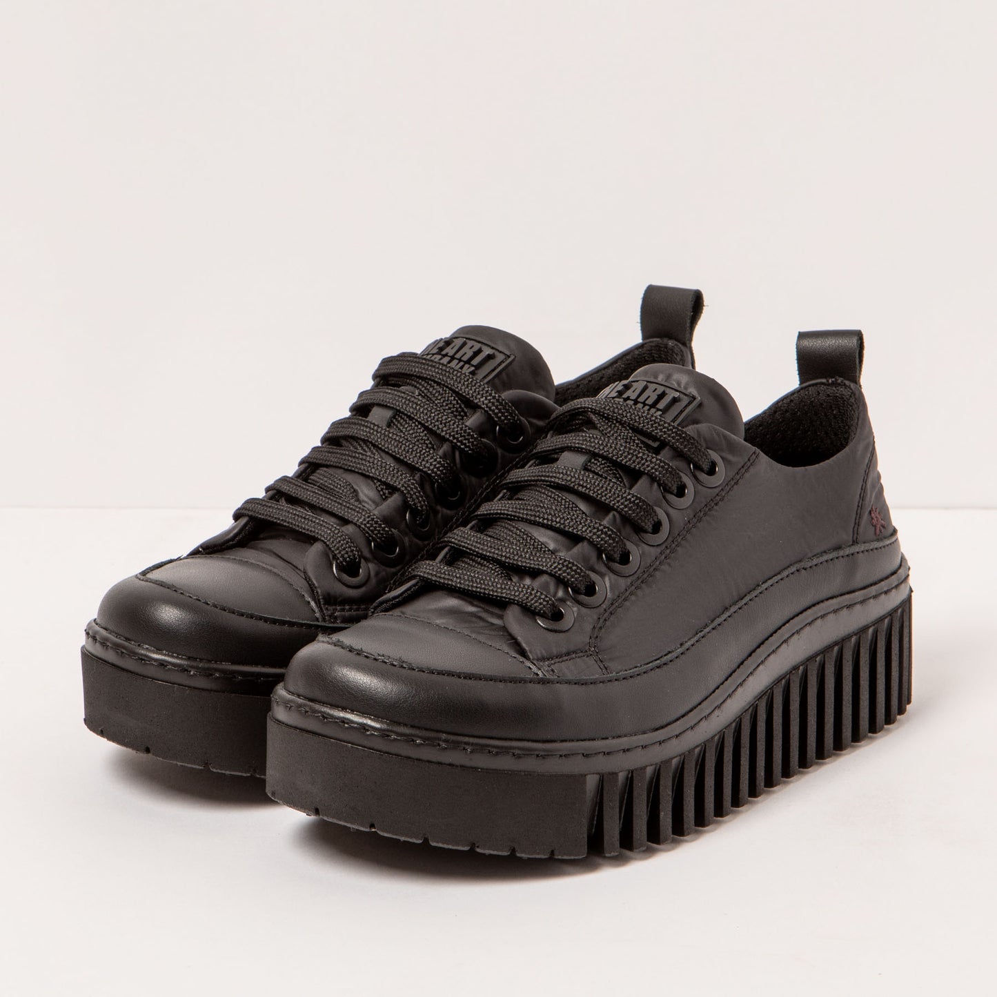 gid://shopify/Product/15694031814988_2