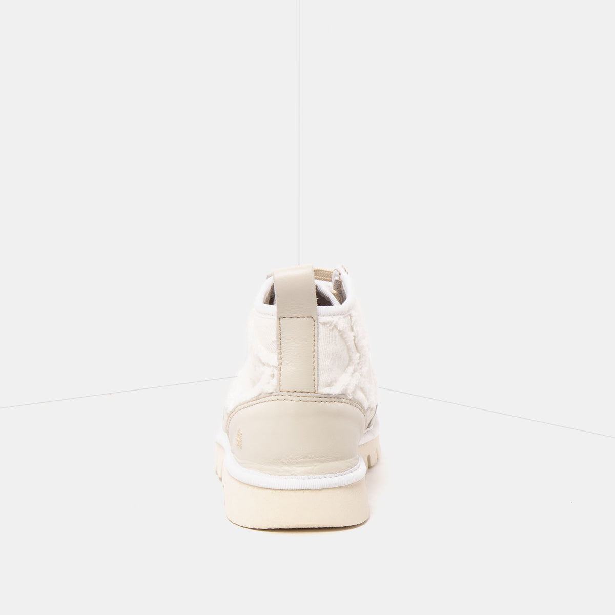 gid://shopify/Product/16172946096460_5