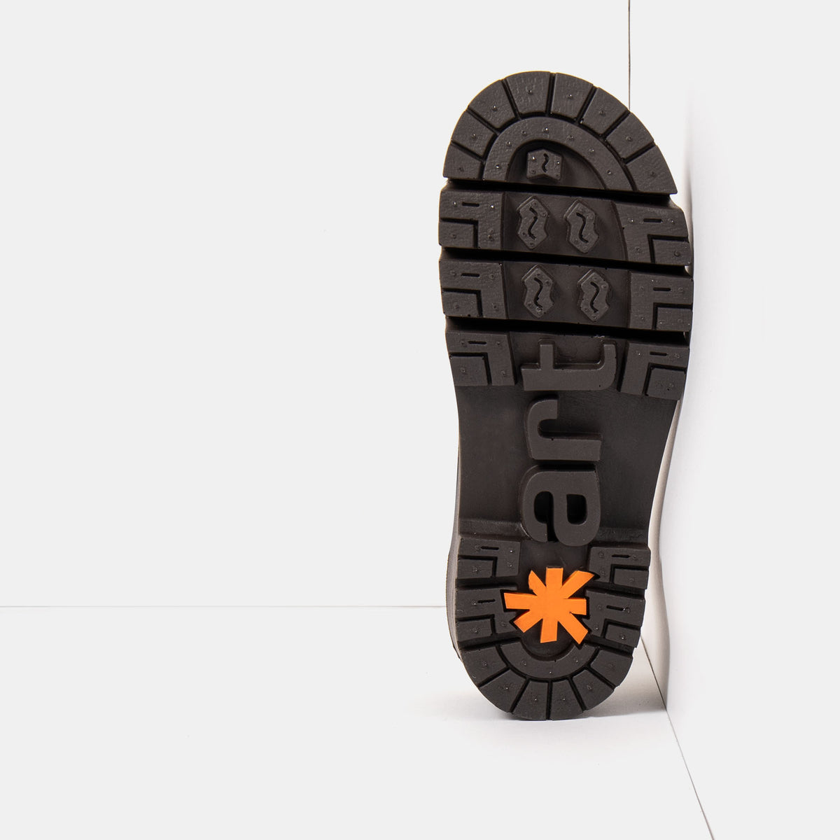 gid://shopify/Product/16173083165004_3