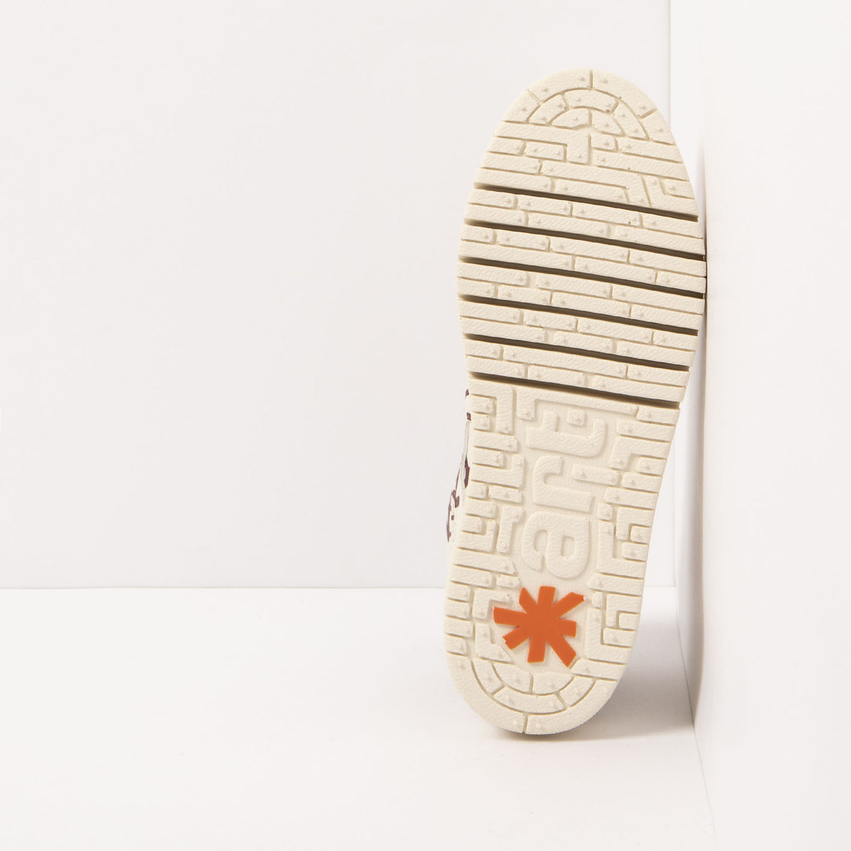 gid://shopify/Product/16171493327180_6