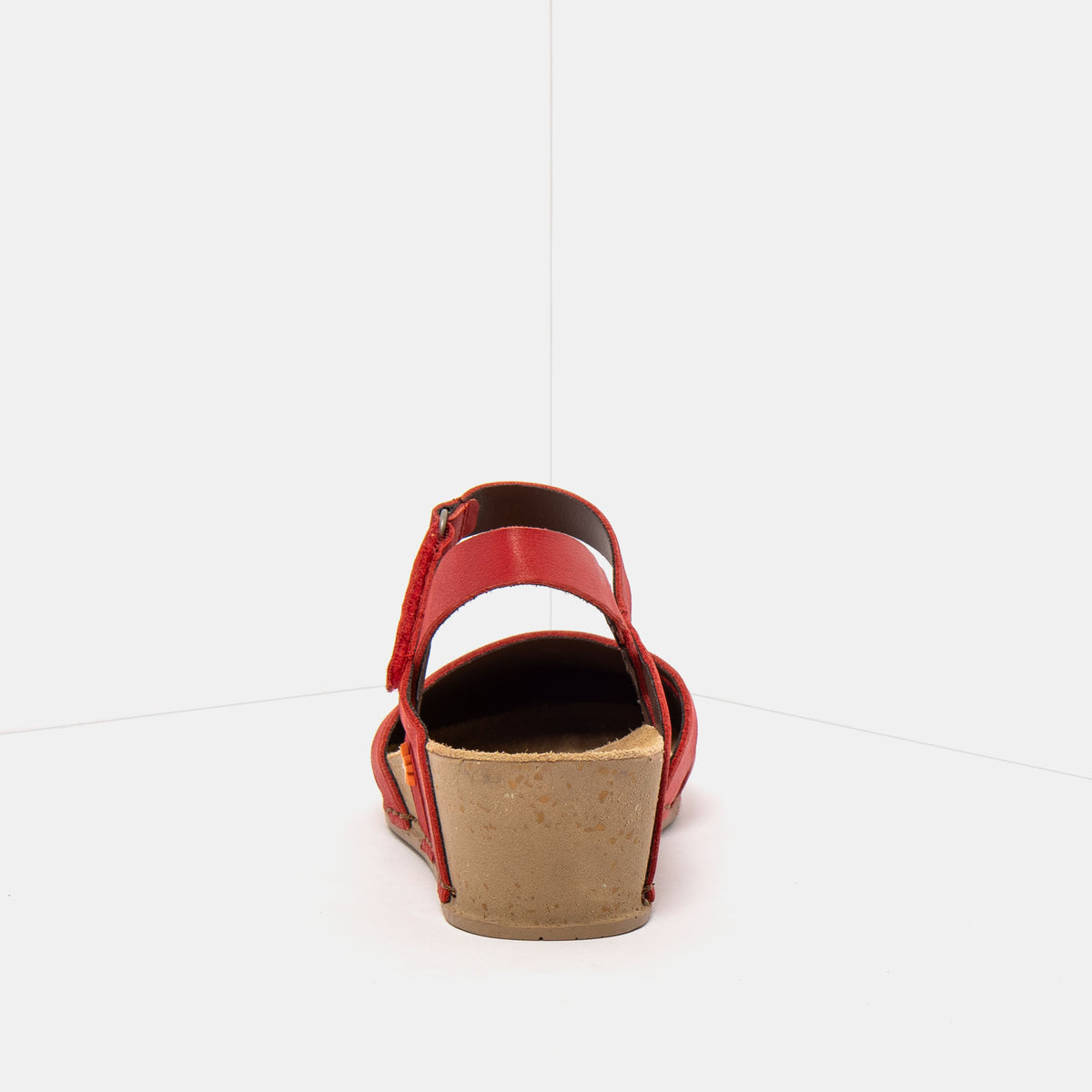 gid://shopify/Product/16173005308236_5