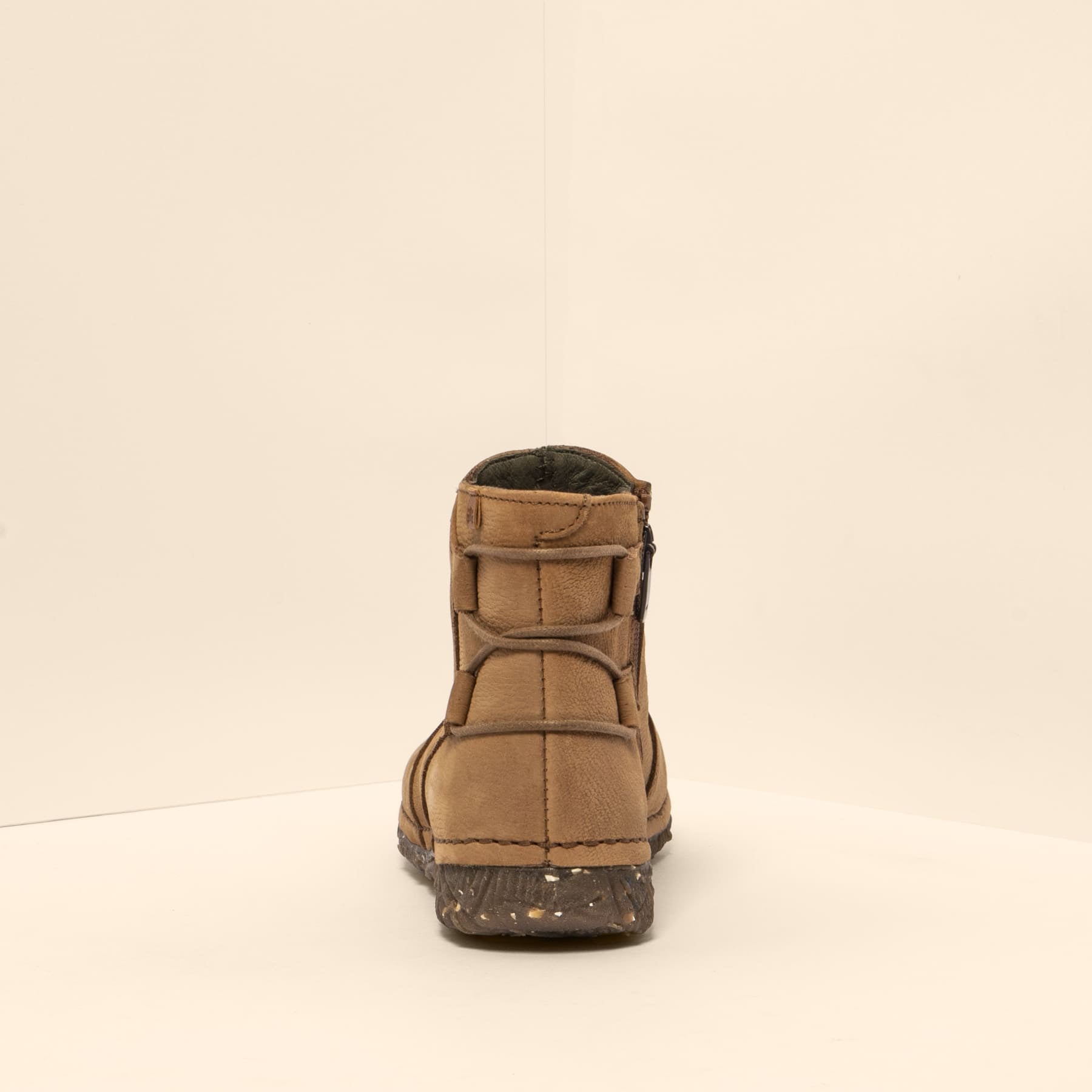 gid://shopify/Product/15700271989068_5