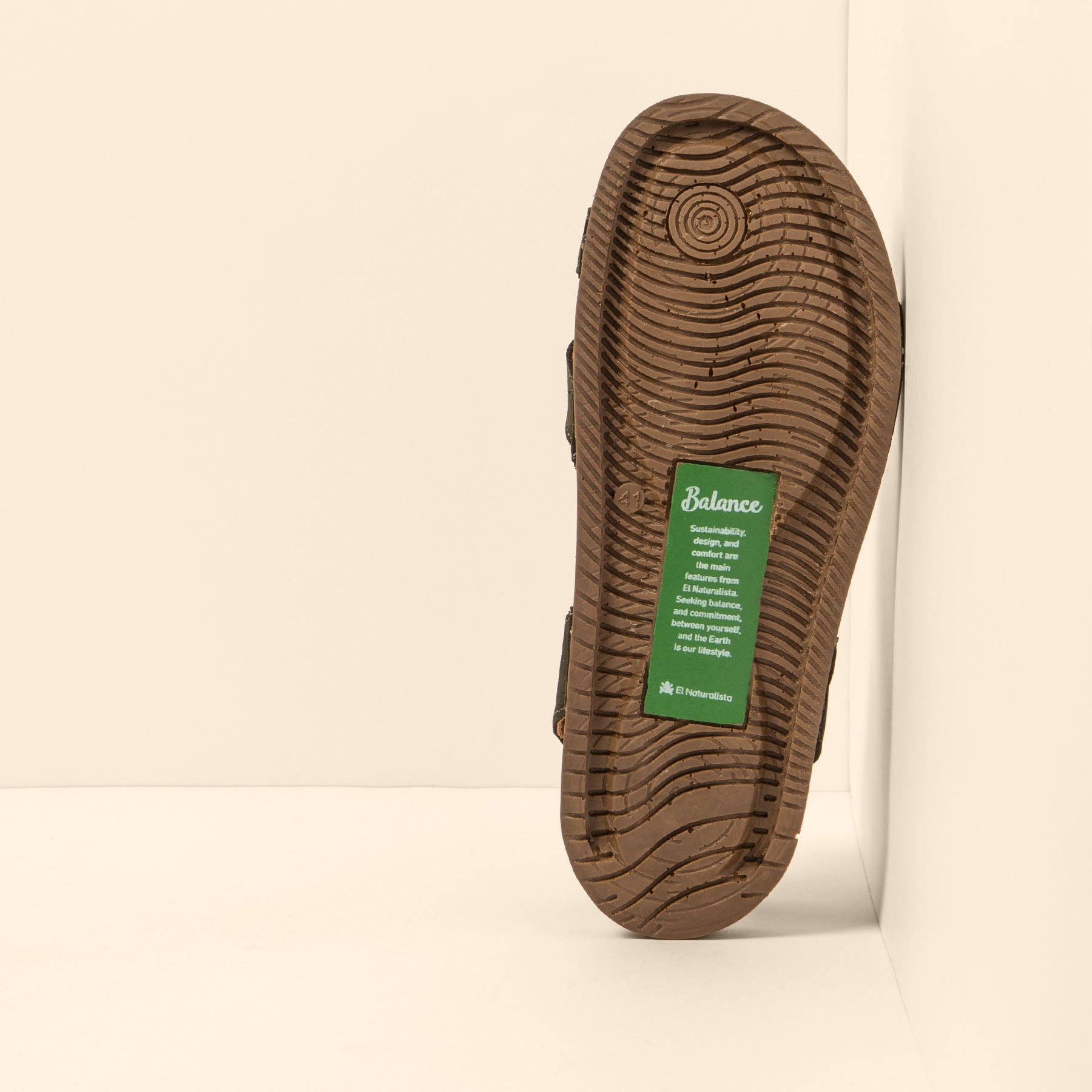 gid://shopify/Product/15700490781004_3