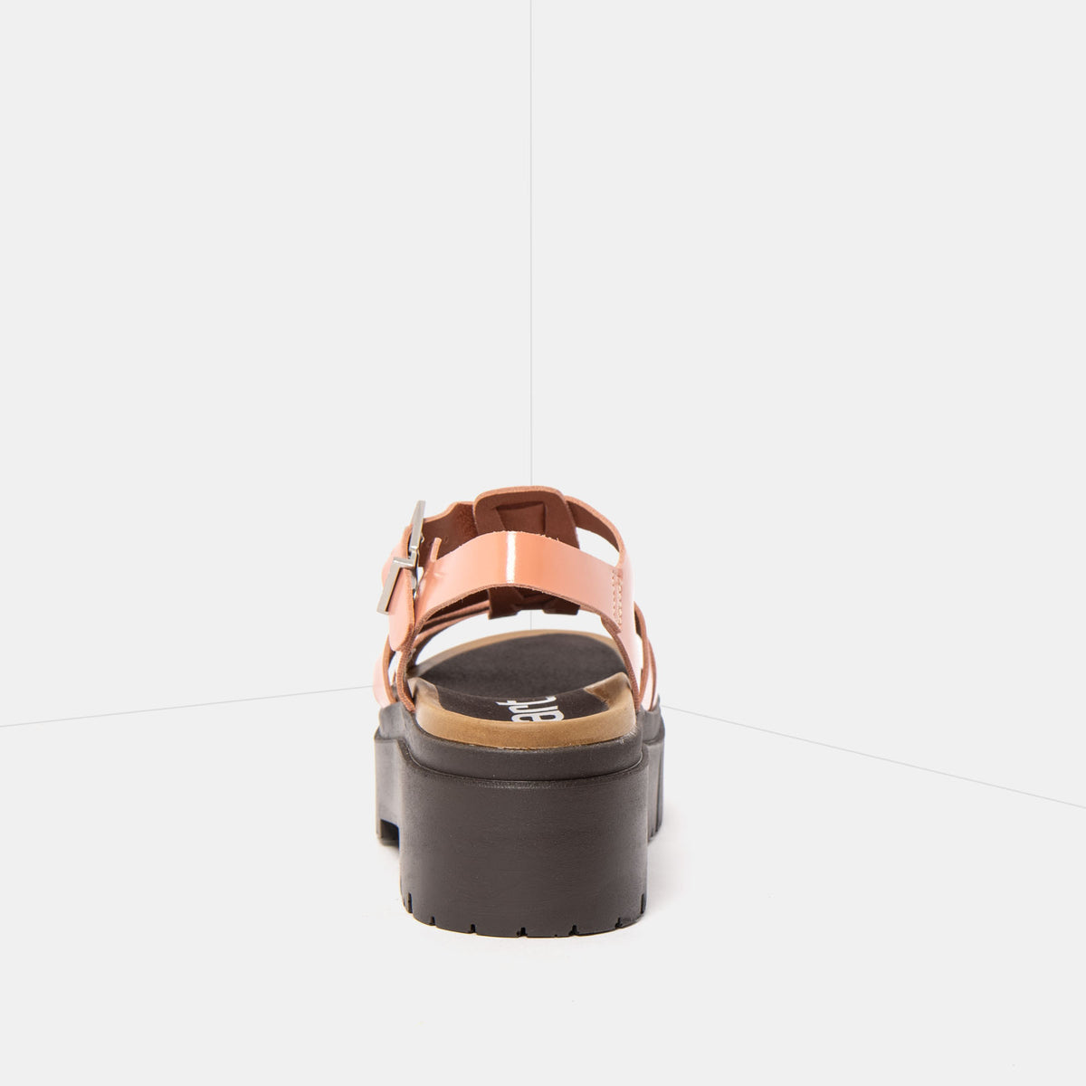 gid://shopify/Product/16173083165004_5