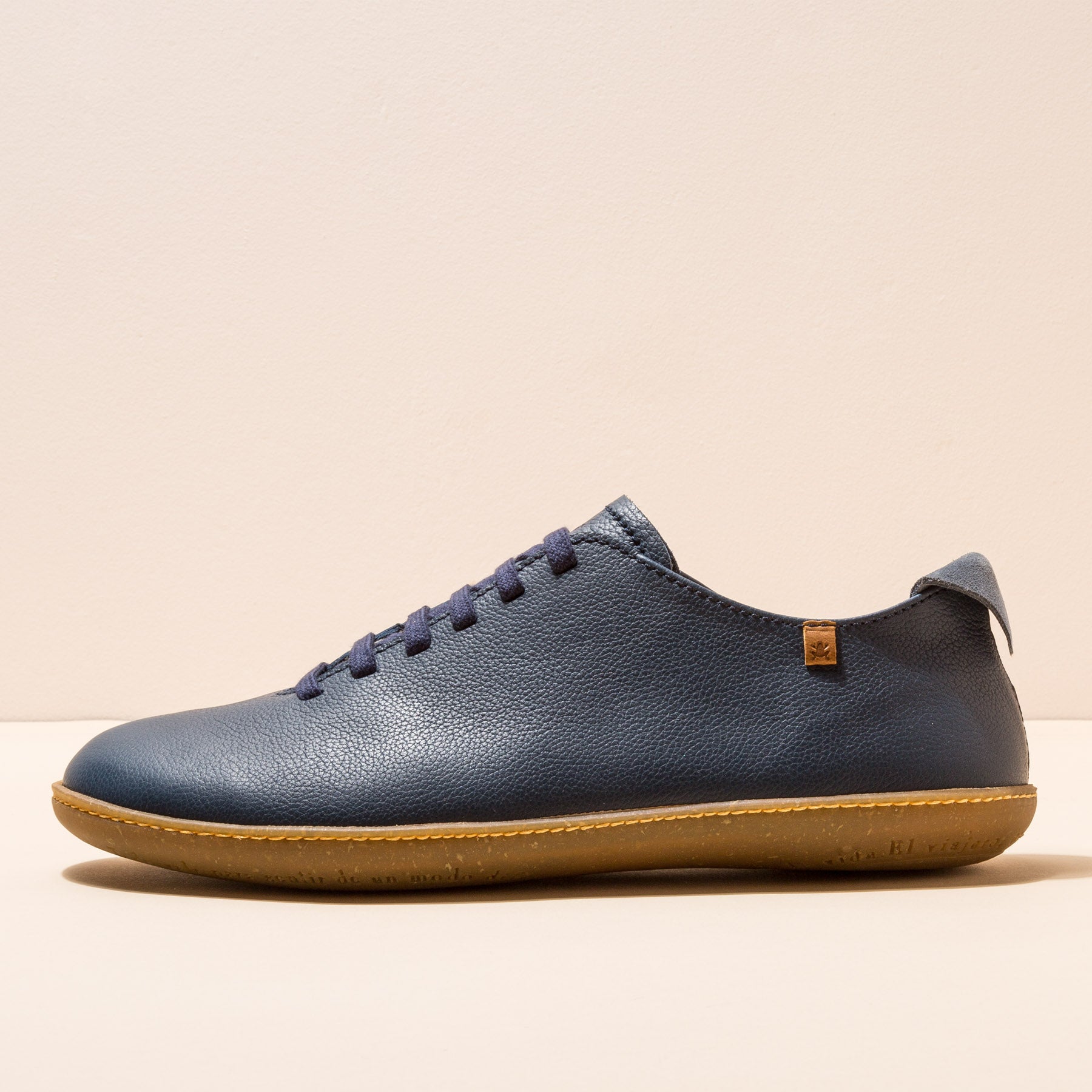 gid://shopify/Product/15700225458508_1