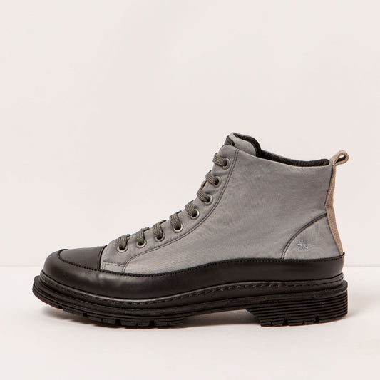 gid://shopify/Product/15694310637900_1