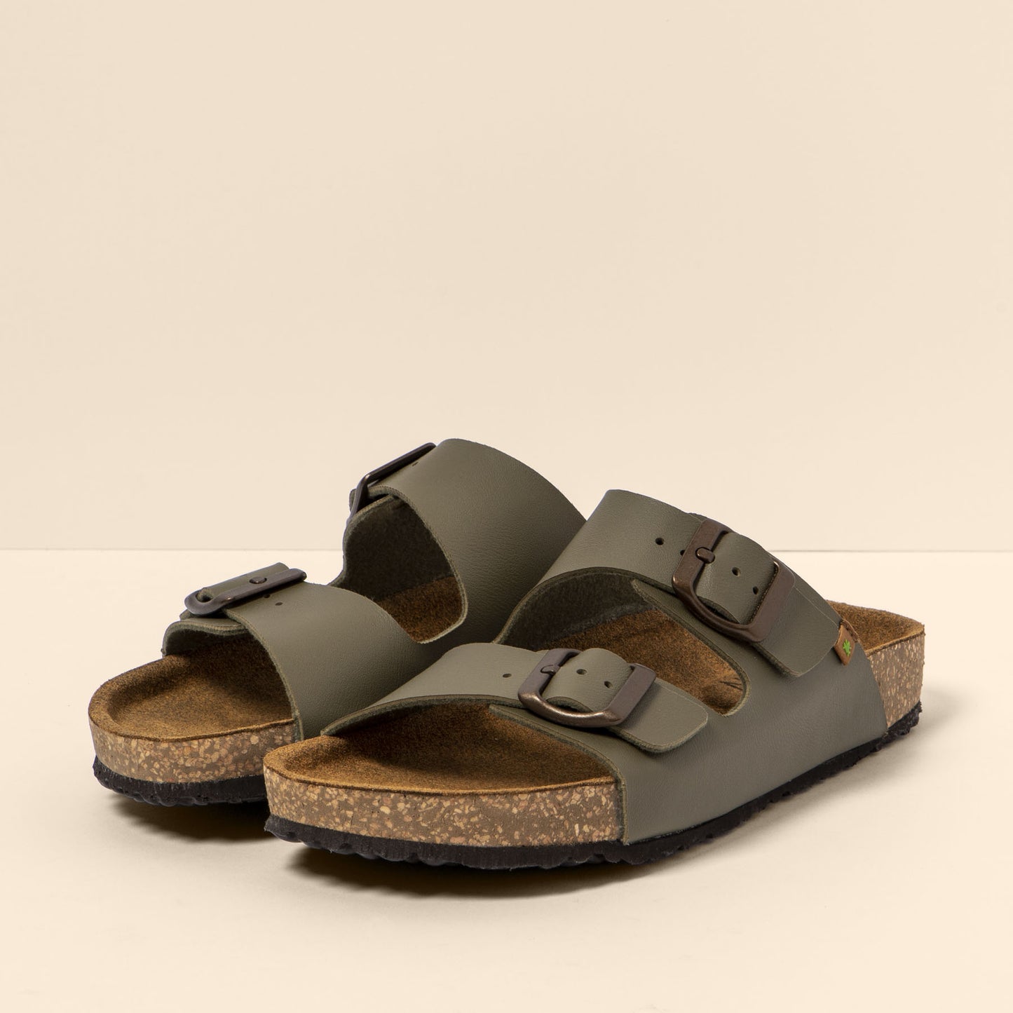 gid://shopify/Product/15700308132172_5
