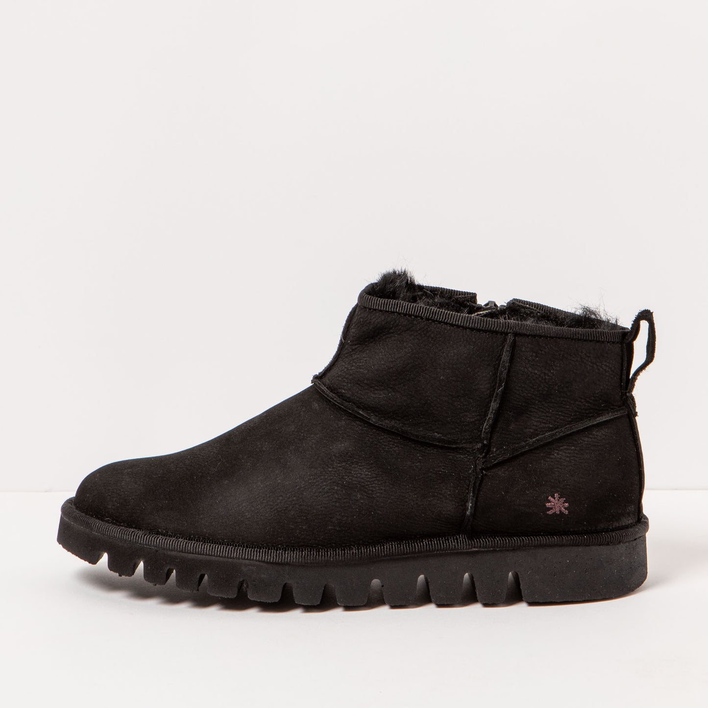 gid://shopify/Product/15694106231116_1