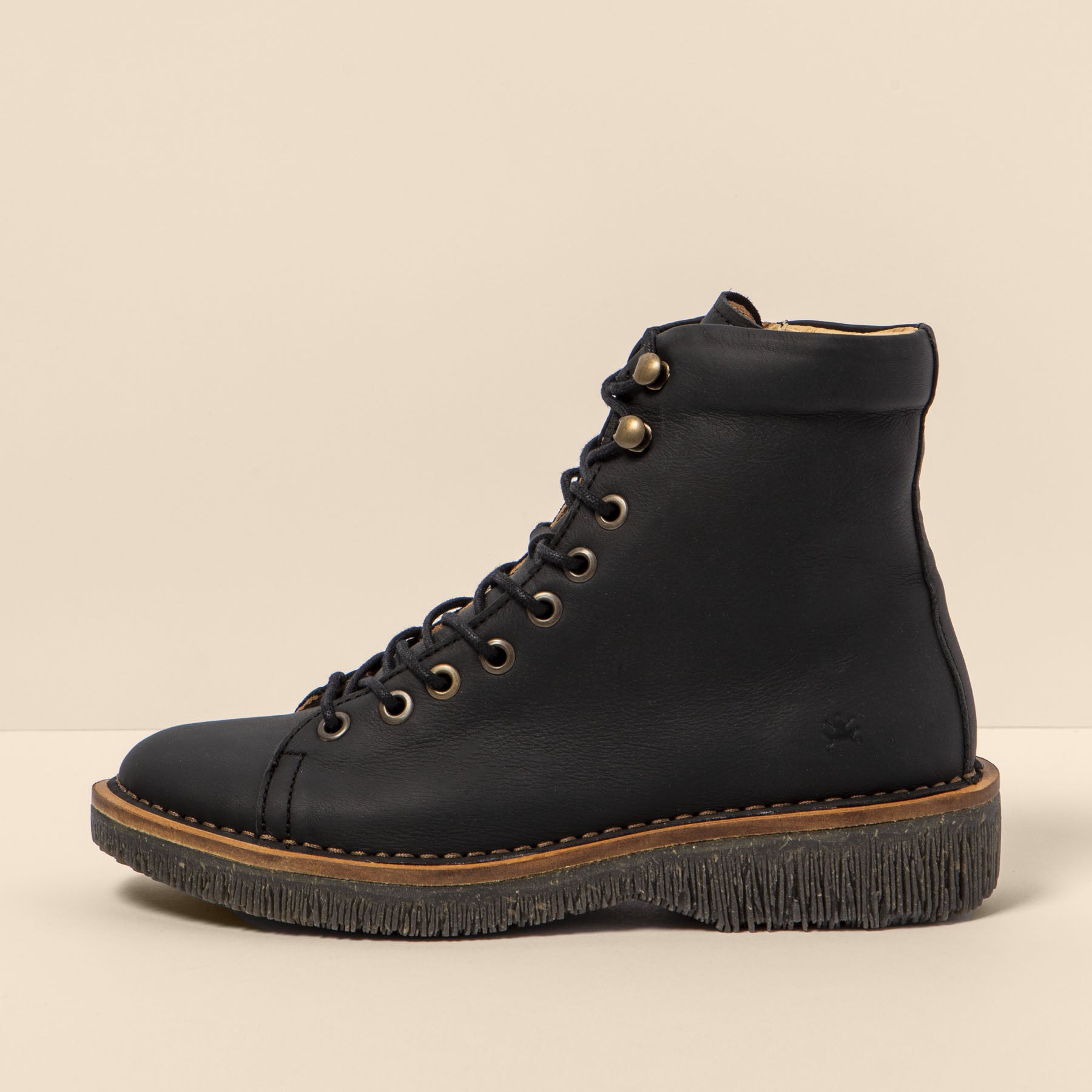 gid://shopify/Product/15700011614540_1