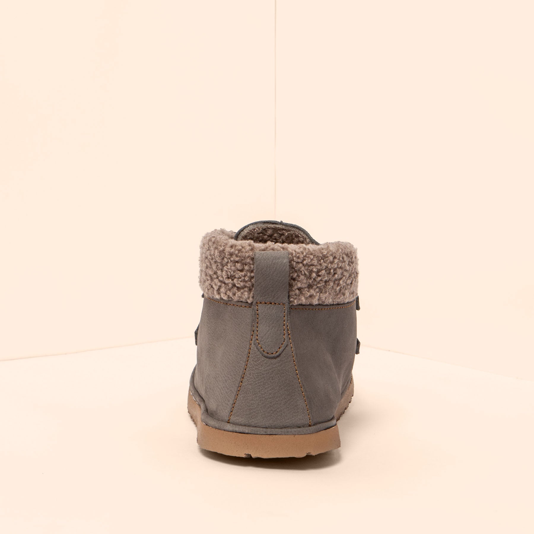 gid://shopify/Product/15792058007884_5