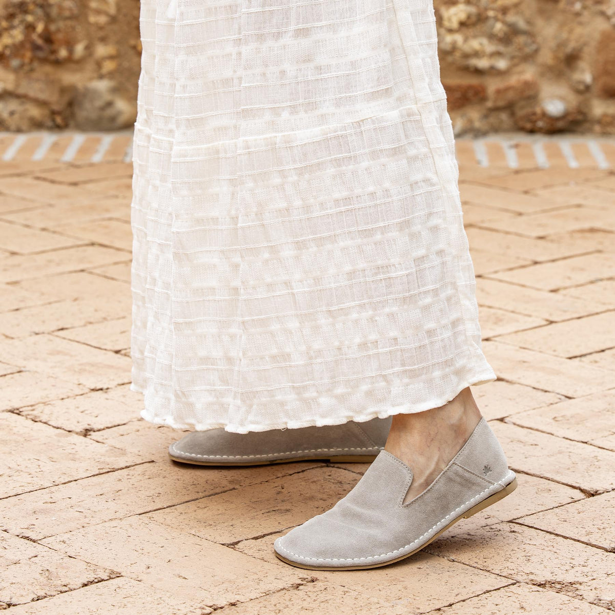gid://shopify/Product/16124867313996_6