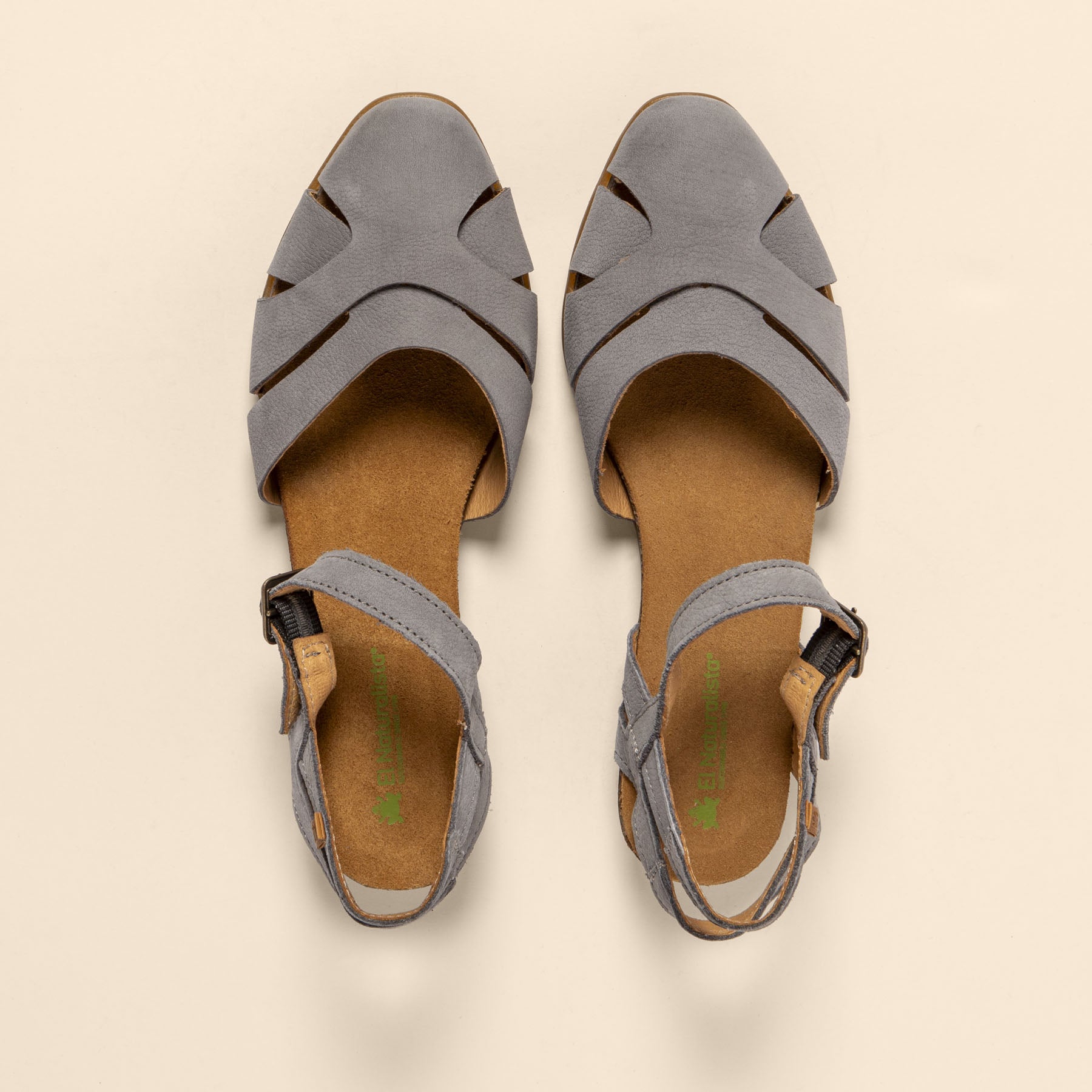 gid://shopify/Product/15700343521612_4