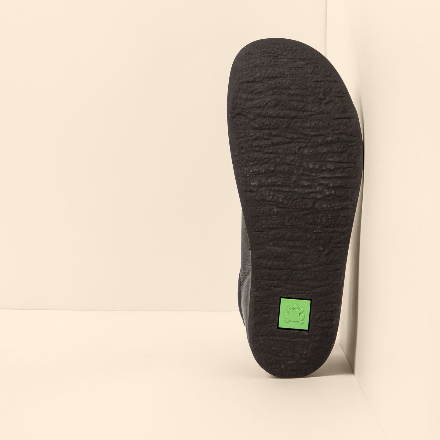 gid://shopify/Product/15791908192588_3