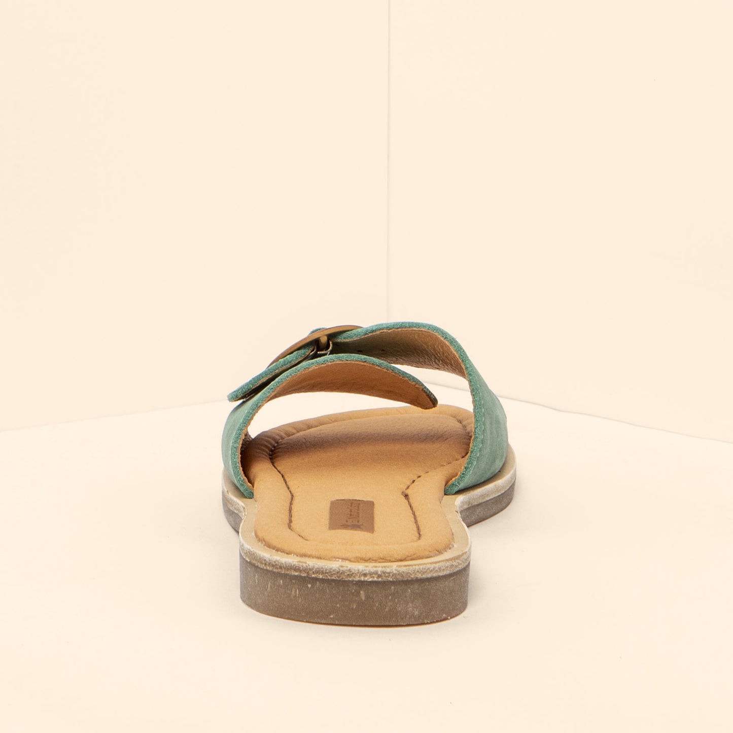 gid://shopify/Product/15700051493196_8