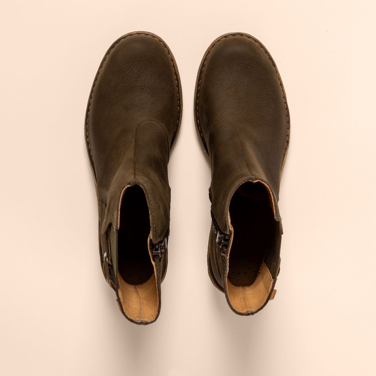 gid://shopify/Product/16124487336268_4