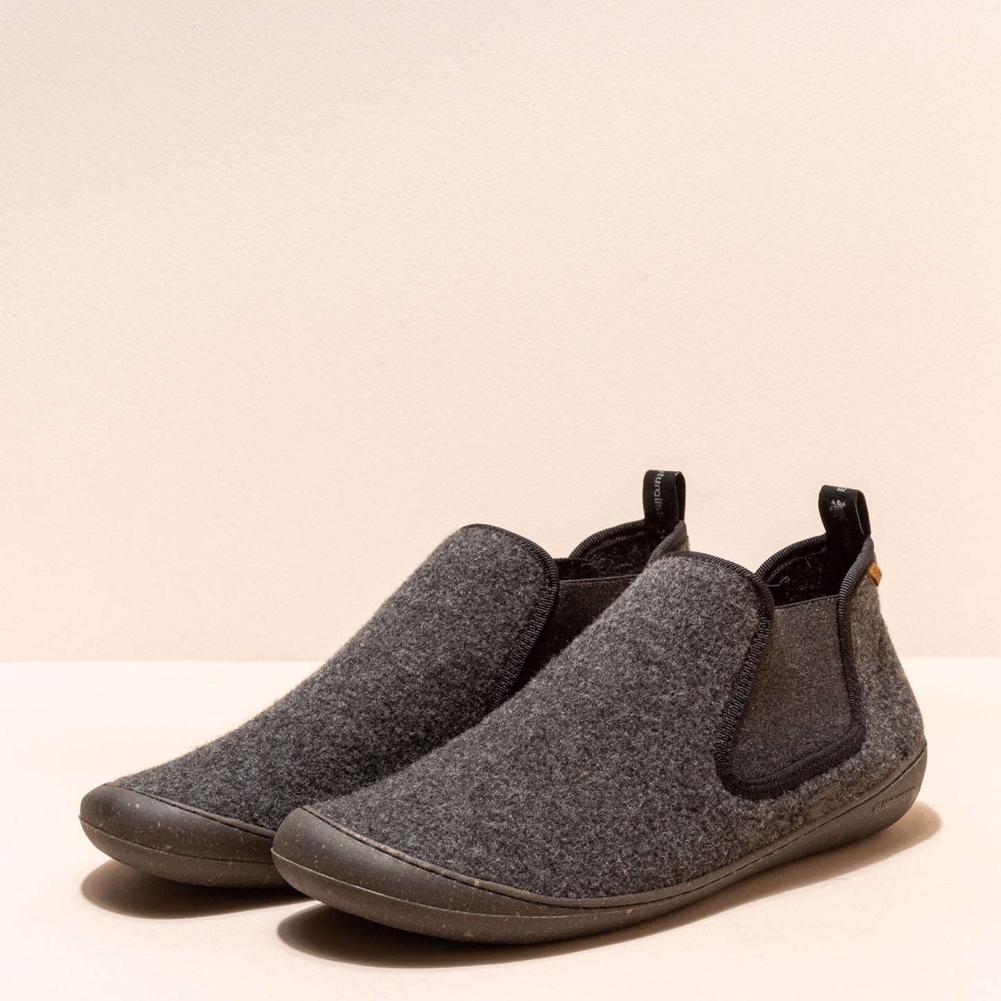gid://shopify/Product/15791747760460_5