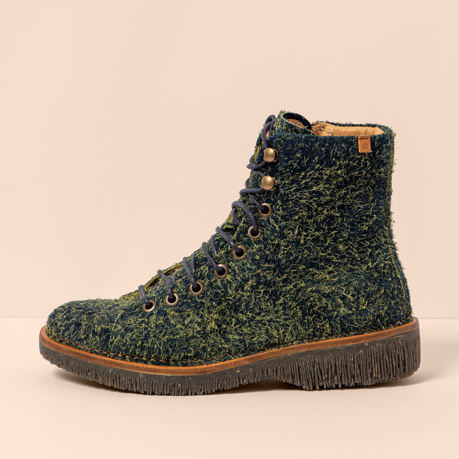 gid://shopify/Product/15700815806796_1