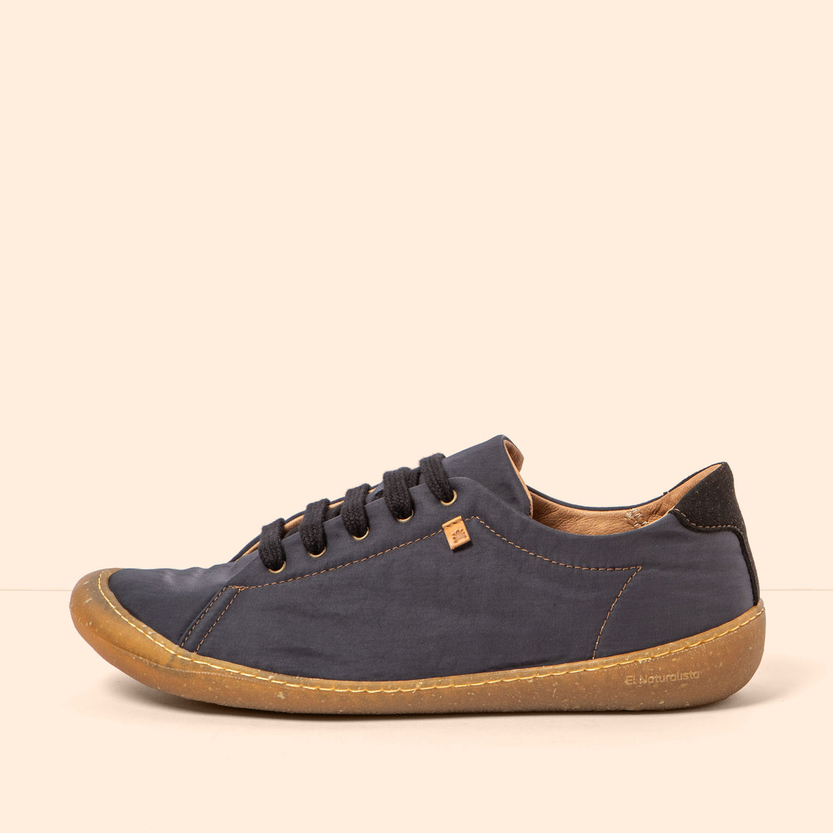 gid://shopify/Product/16124730147148_1