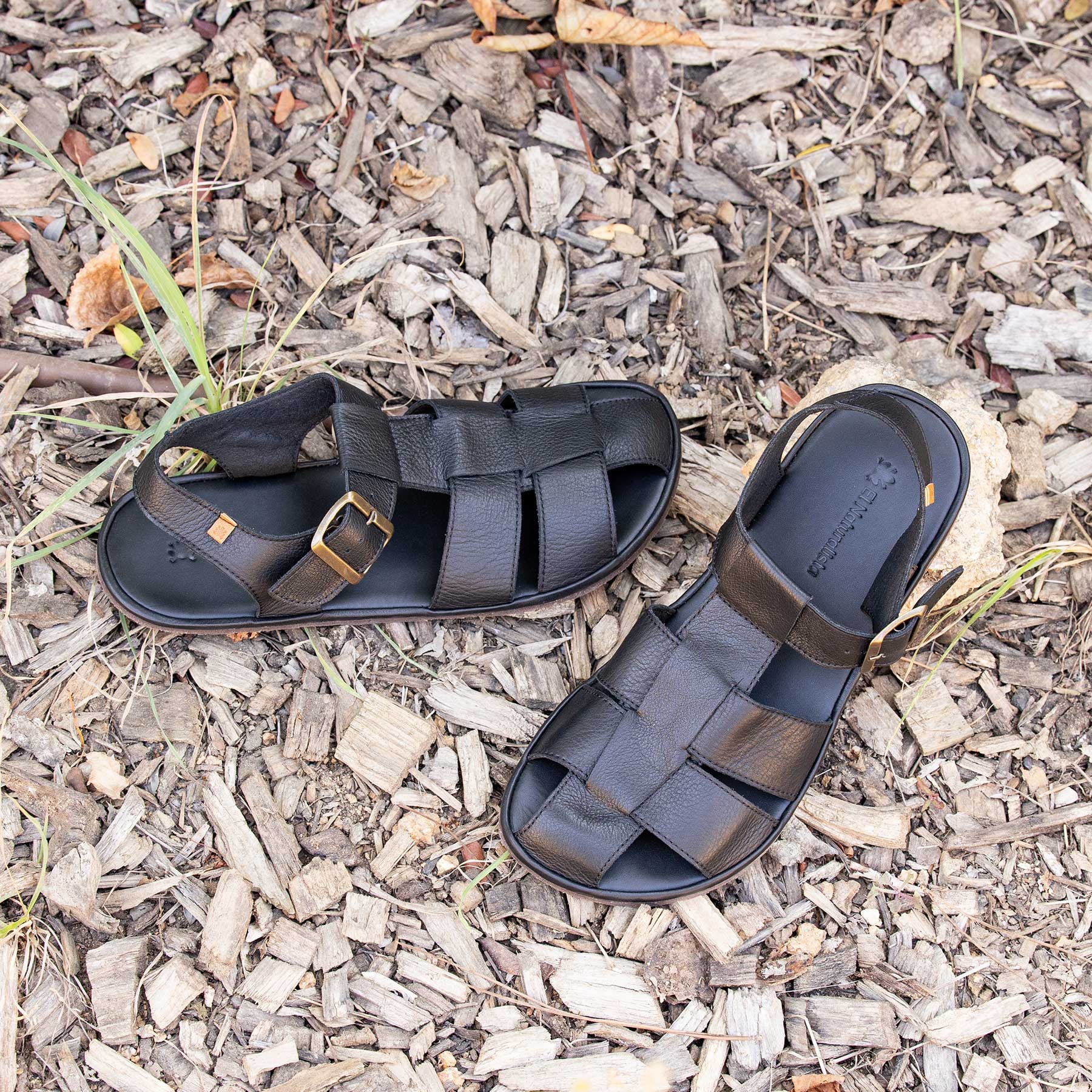 gid://shopify/Product/15700434420044_7