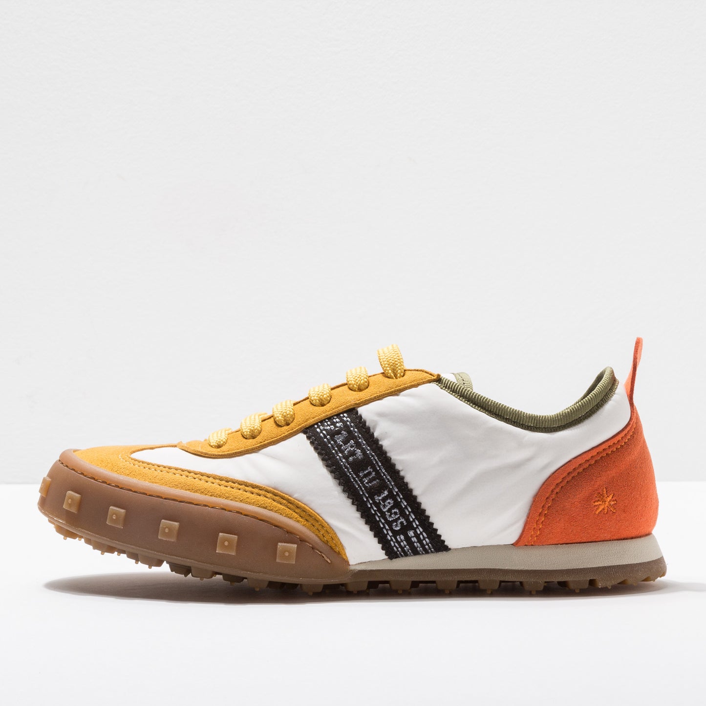 gid://shopify/Product/15785676898636_1