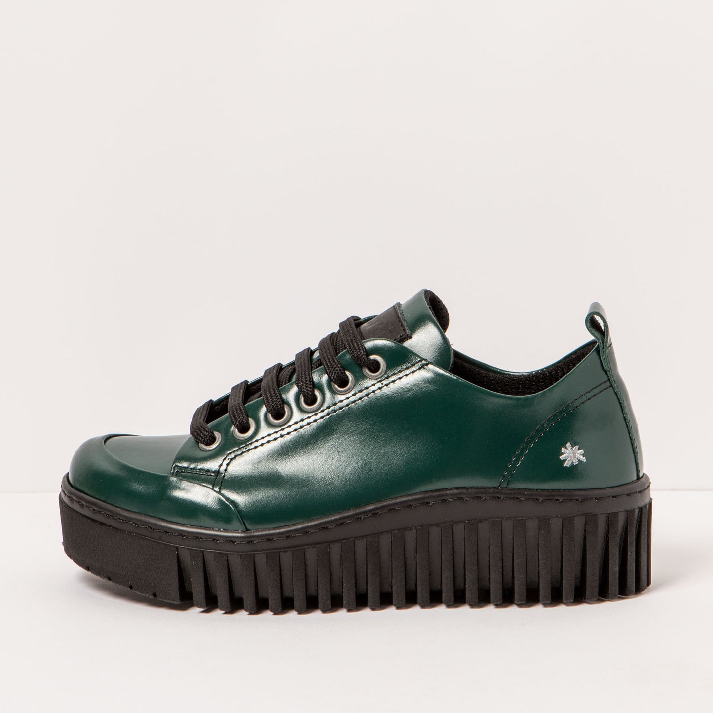 gid://shopify/Product/15694088601932_1