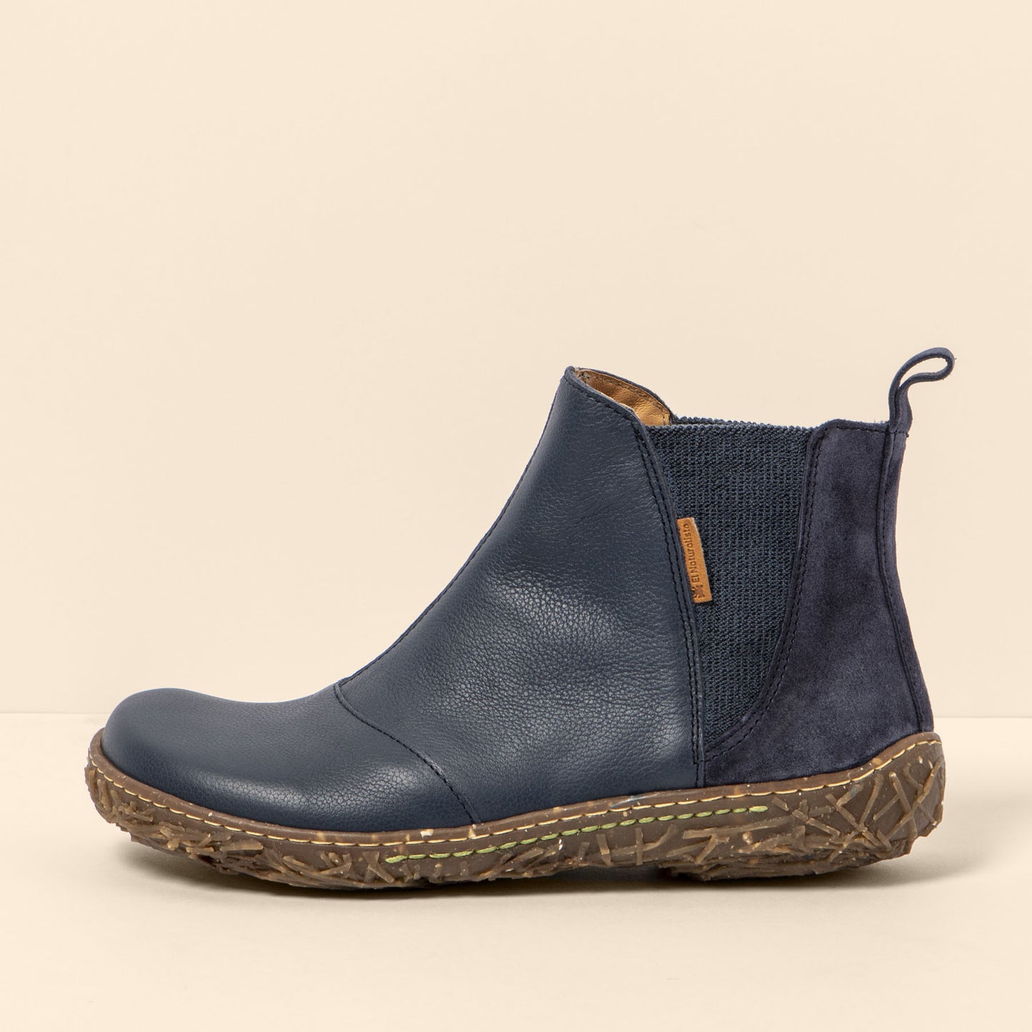 gid://shopify/Product/15700266516812_4