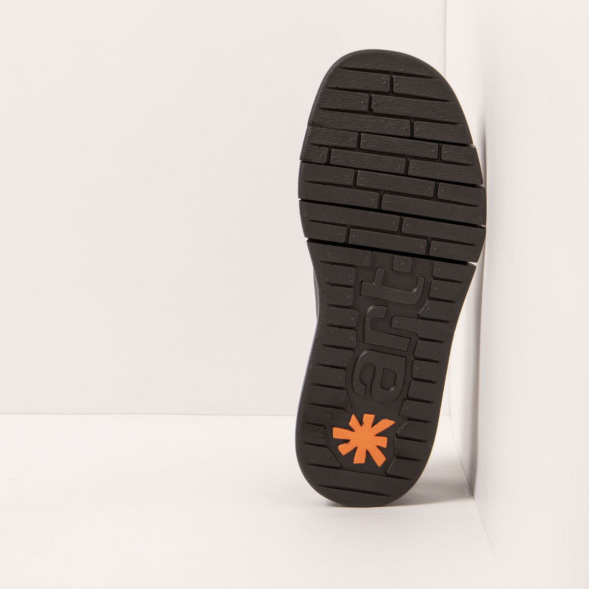 gid://shopify/Product/16171555520844_6