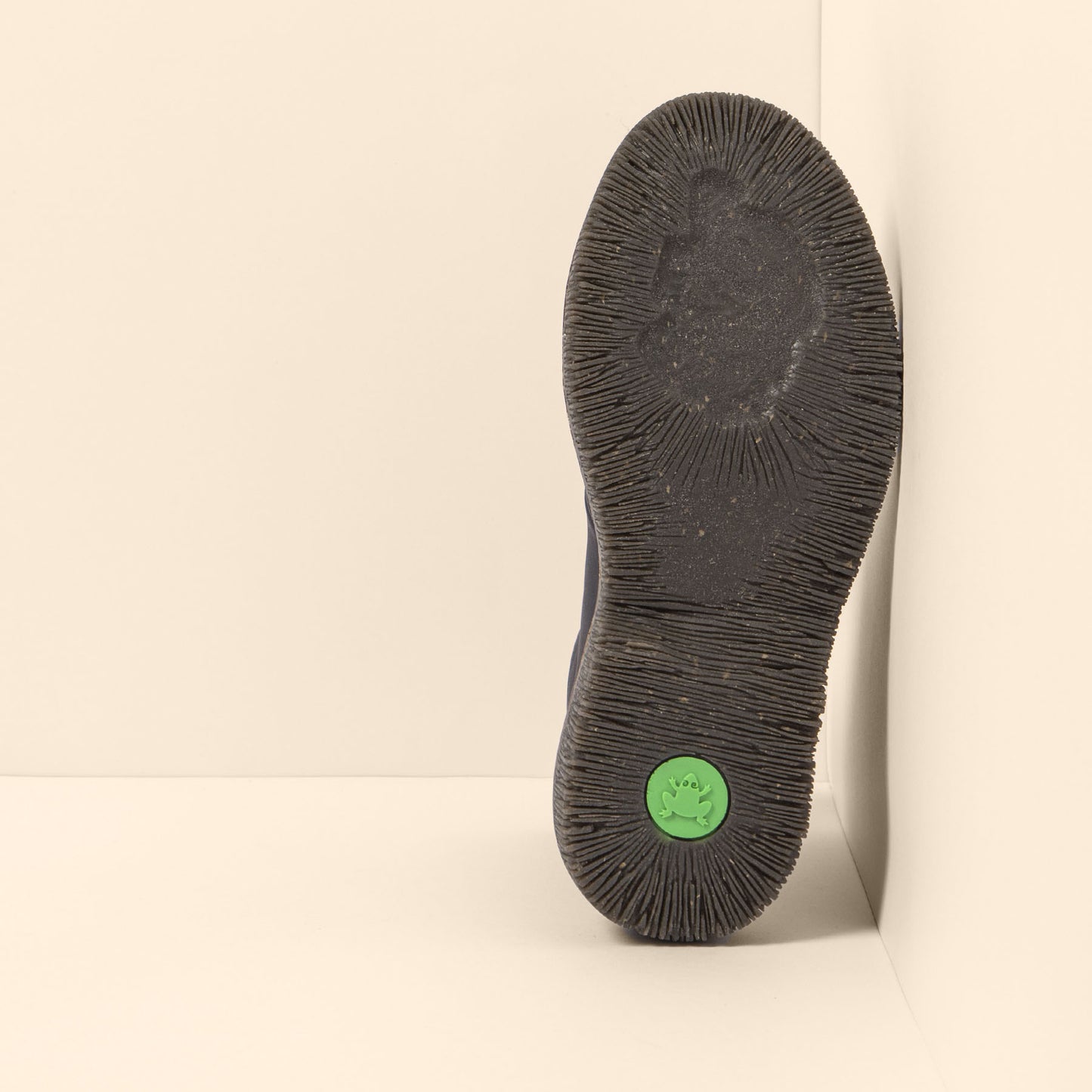 gid://shopify/Product/15700013580620_6