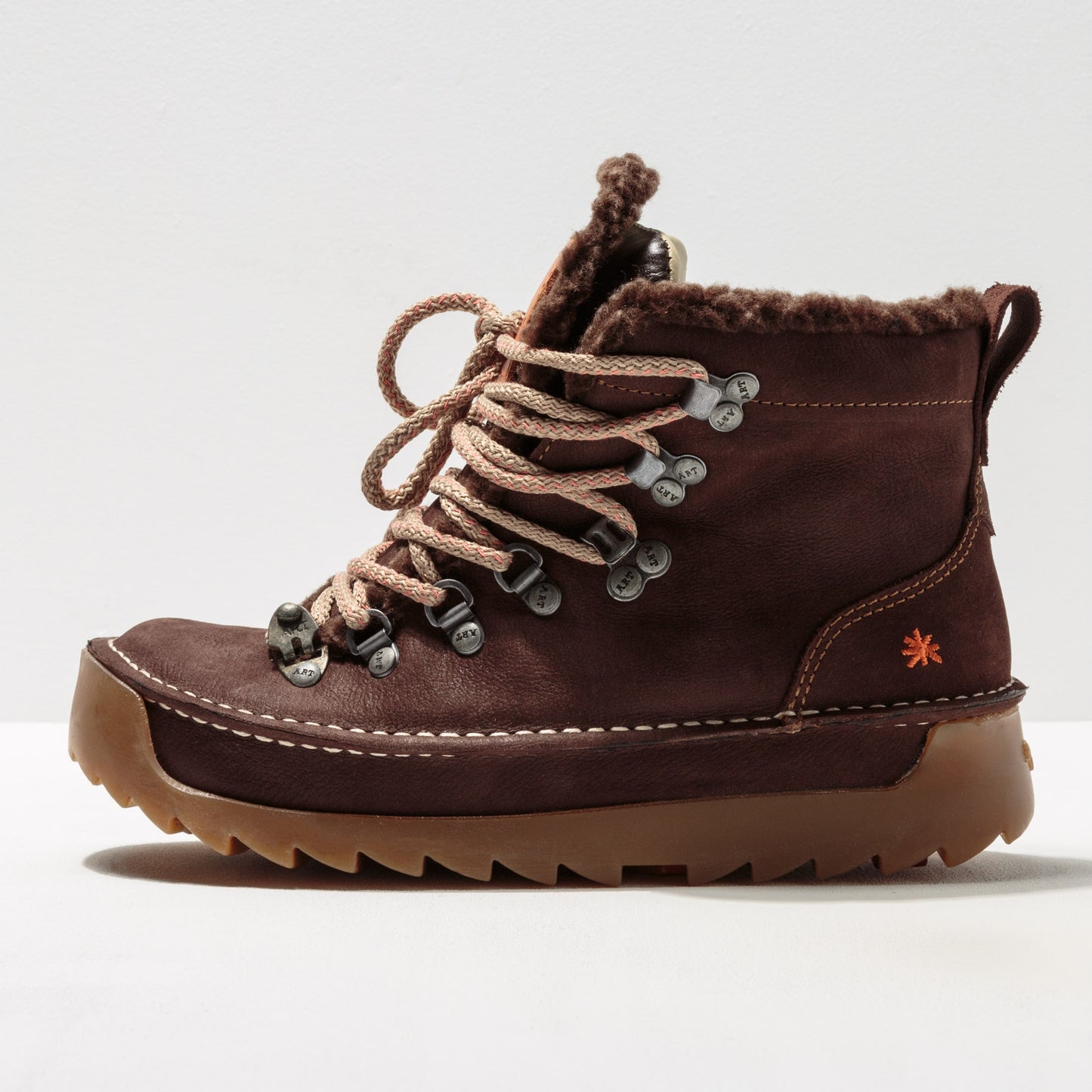gid://shopify/Product/15785675489612_1
