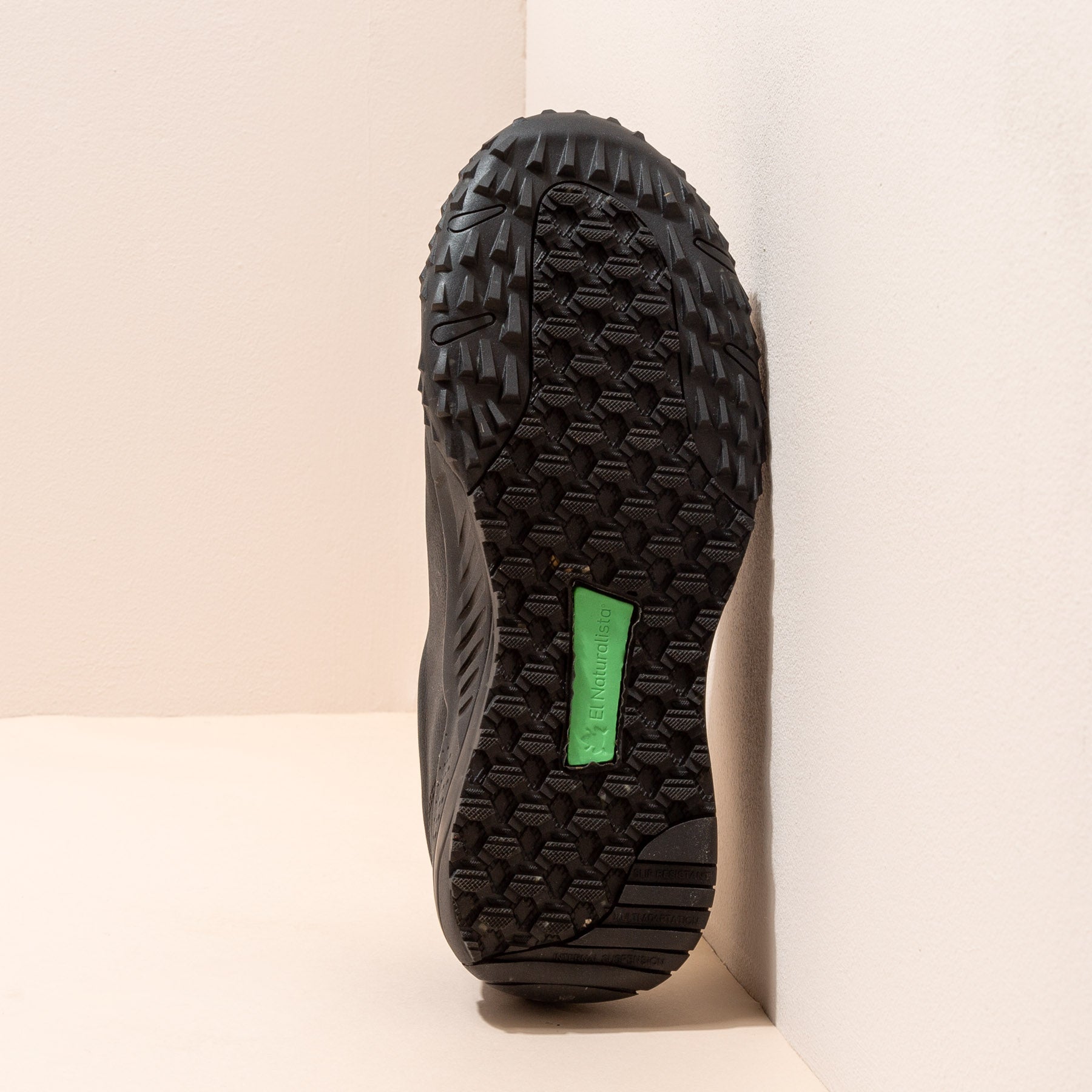gid://shopify/Product/15700016070988_3