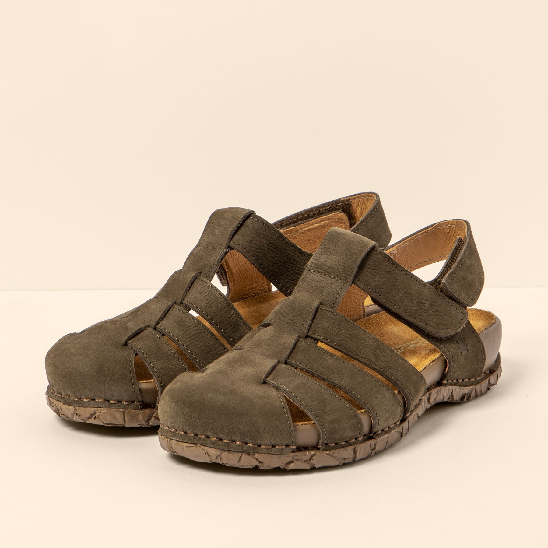 gid://shopify/Product/15700130234700_5