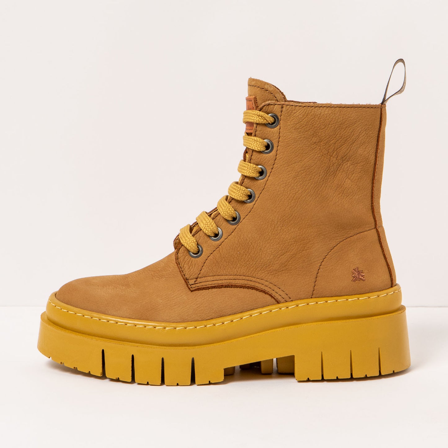 gid://shopify/Product/15694342127948_1