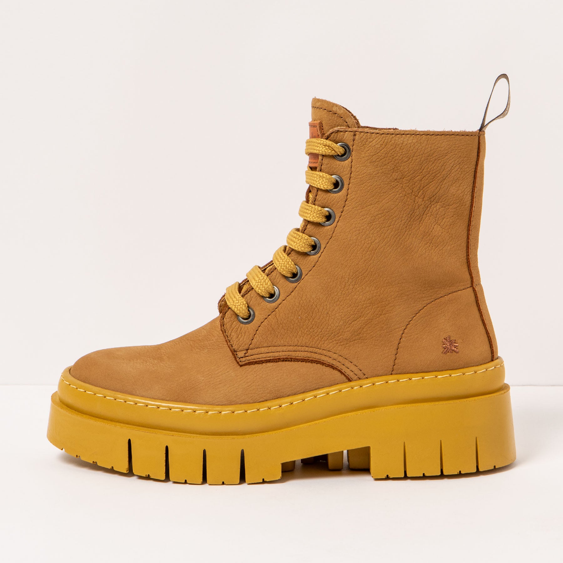 gid://shopify/Product/15694342127948_1