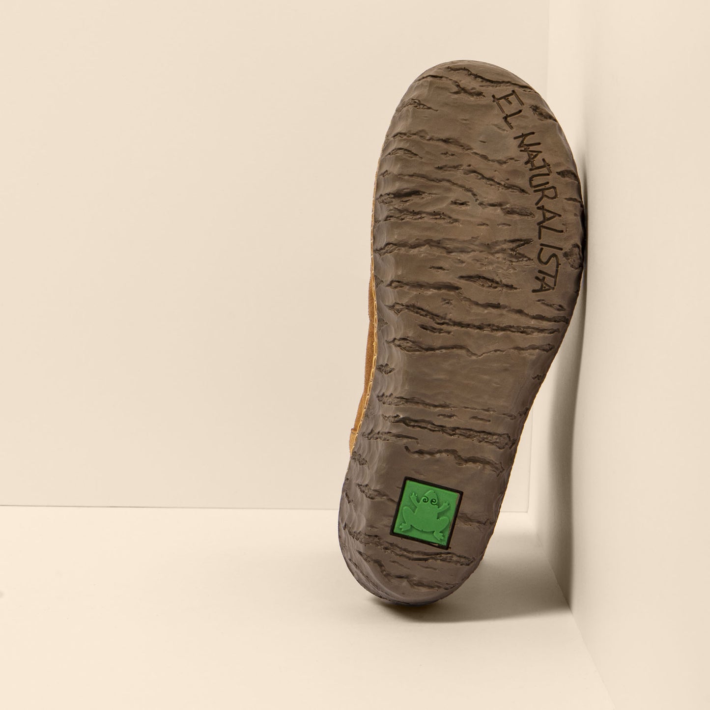 gid://shopify/Product/15699909771596_3