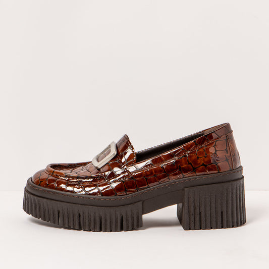 gid://shopify/Product/15693883343180_1