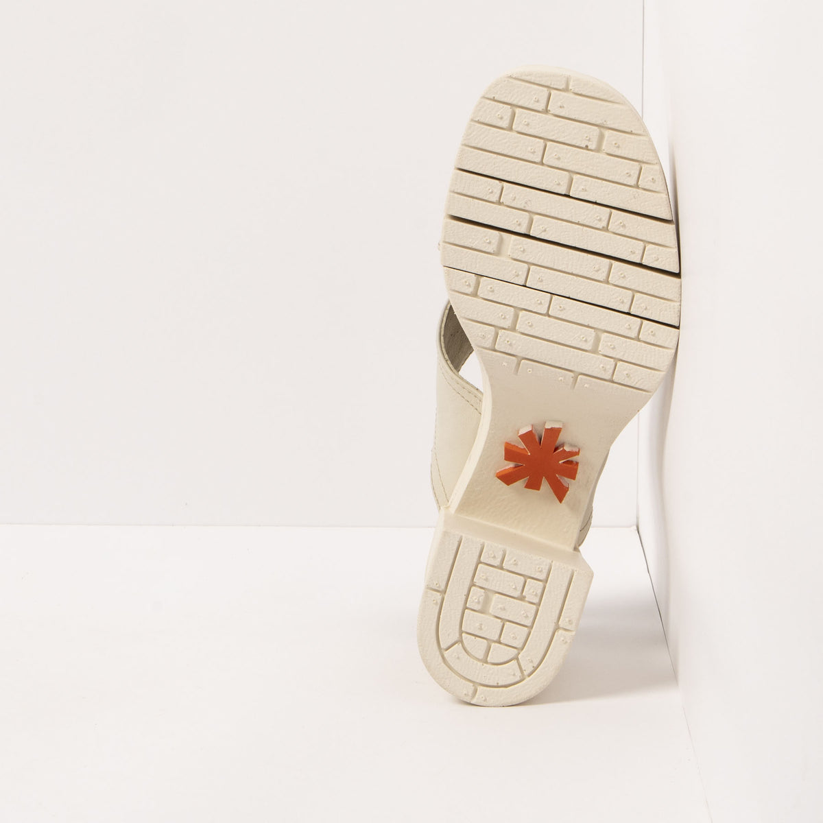 gid://shopify/Product/16171886248268_6