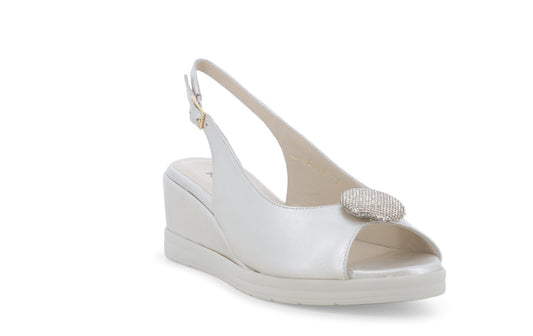 gid://shopify/Product/15685844795724_2