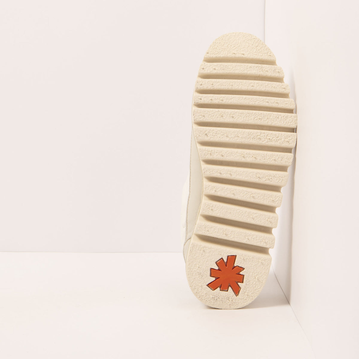 gid://shopify/Product/16172042355020_3