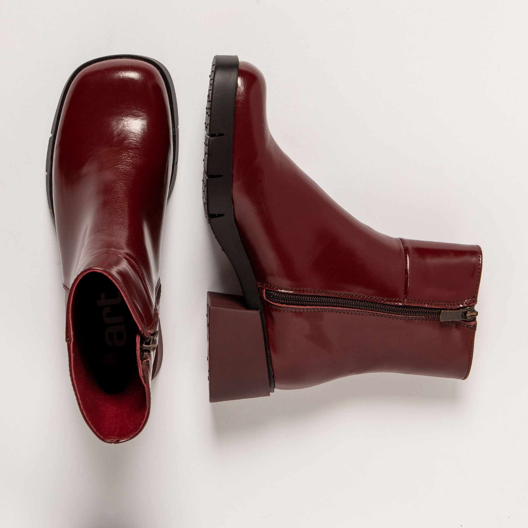 gid://shopify/Product/15693790314828_4